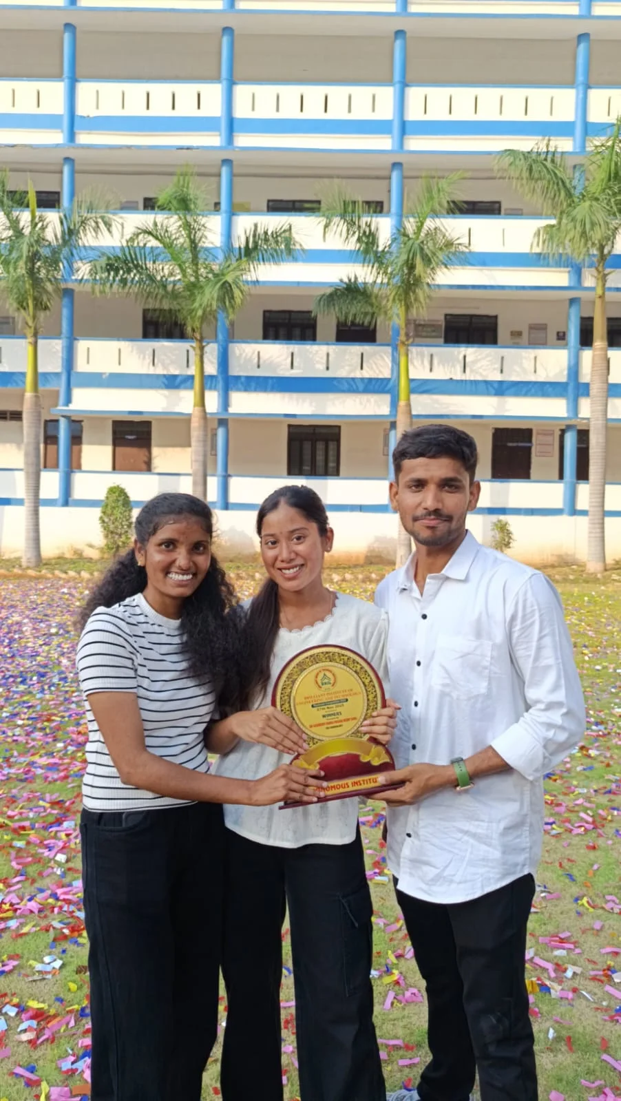 III-YEAR STUDENTS WITH FLASHMOB TROPHY – BRIL Department Gallery